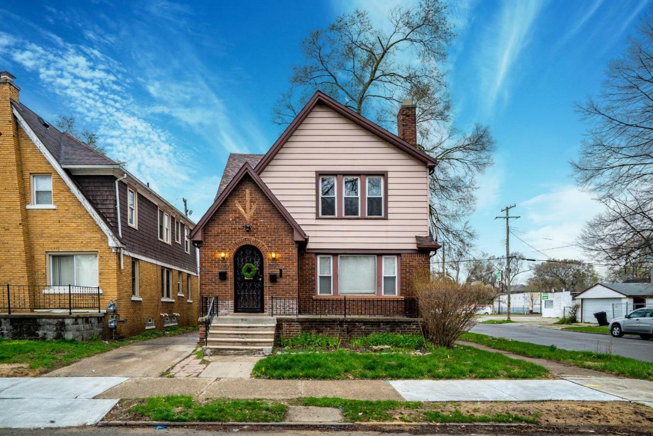 The Pearl Of Detroit/10 Minutes To Down Town Apartment Exterior photo